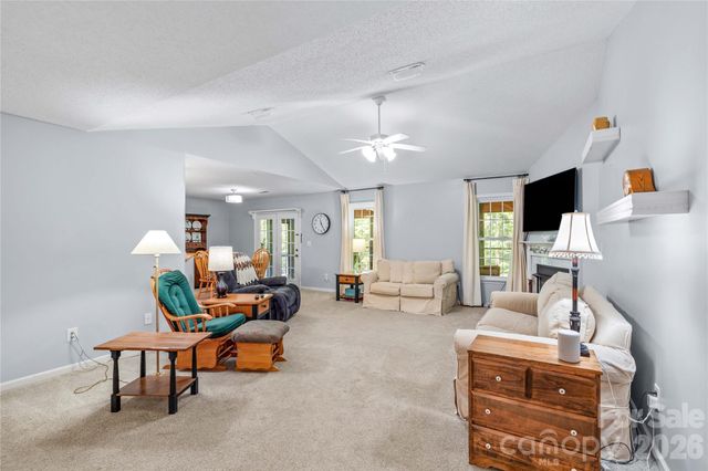 104 Parkers Grove Lane, Statesville, NC 28677