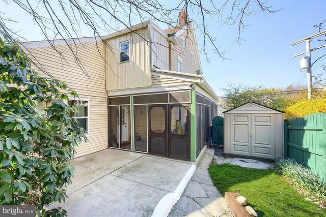 157 W MAIN ST, Windsor, PA 17366
