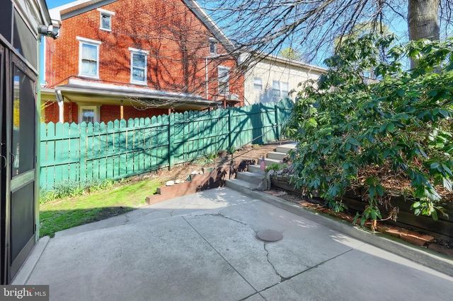 157 W MAIN ST, Windsor, PA 17366