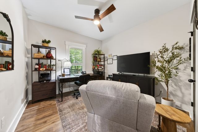 1222 Breeden Rd, Charlotte, TN 37036