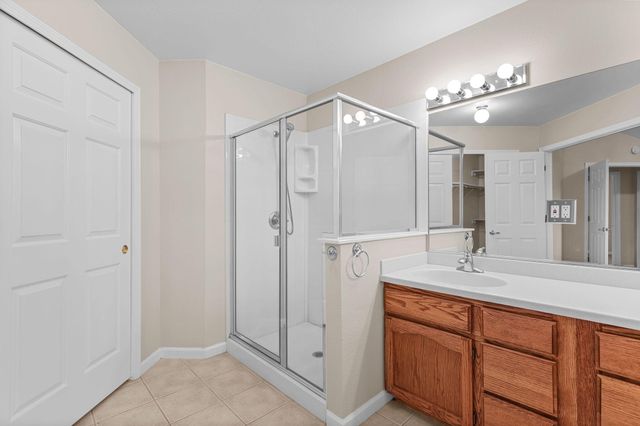 2794 Summerbreeze Place, Redding, CA 96001