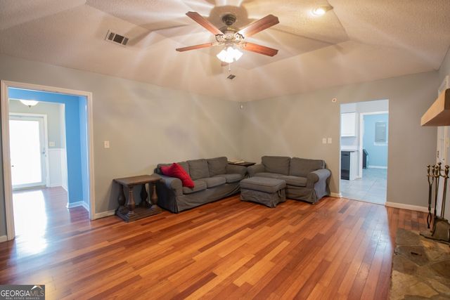 306 Palmetto Street, St. Marys, GA 31558