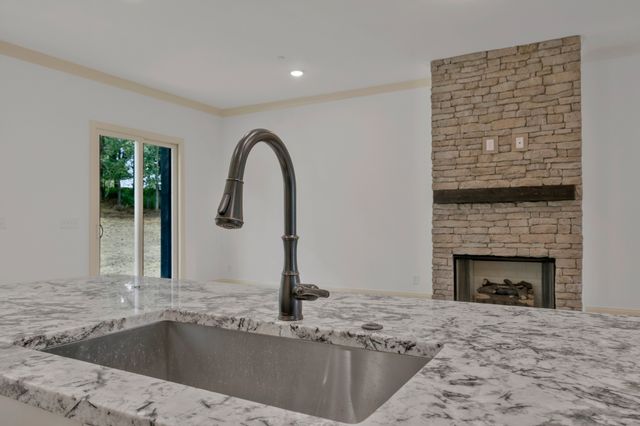 200 Sydney Dr, Goodlettsville, TN 37072