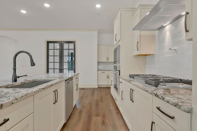 200 Sydney Dr, Goodlettsville, TN 37072