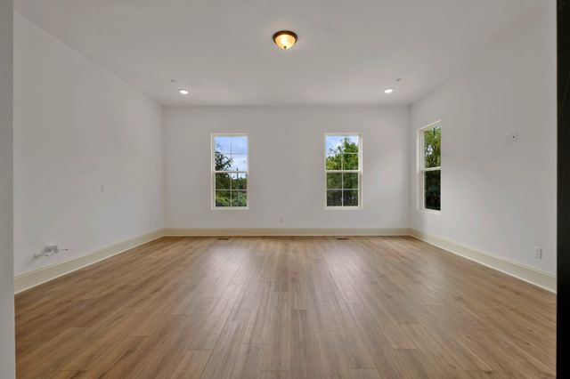 200 Sydney Dr, Goodlettsville, TN 37072