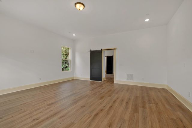 200 Sydney Dr, Goodlettsville, TN 37072