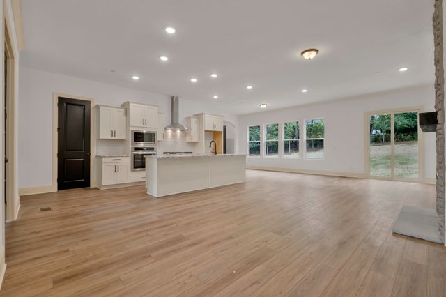 200 Sydney Dr, Goodlettsville, TN 37072