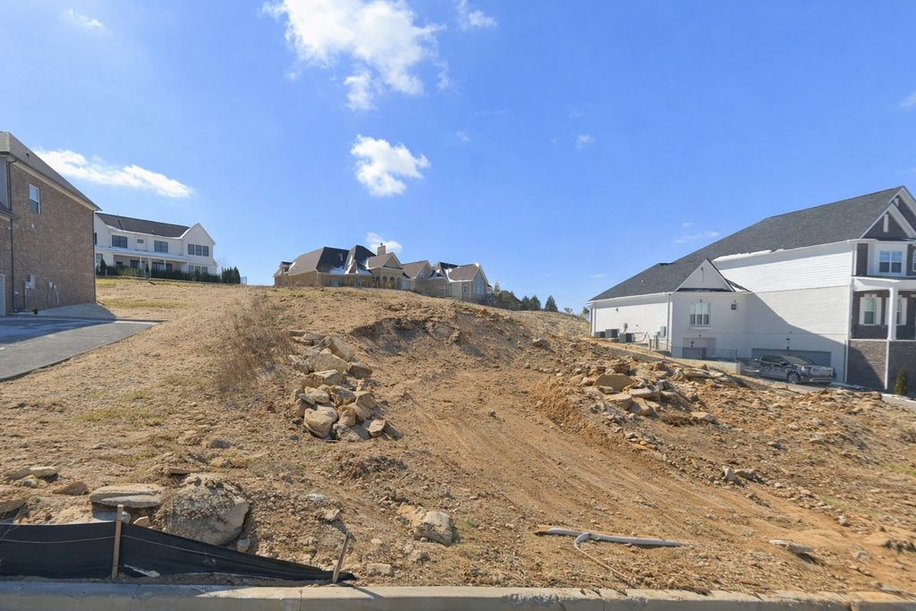 200 Sydney Dr, Goodlettsville, TN 37072