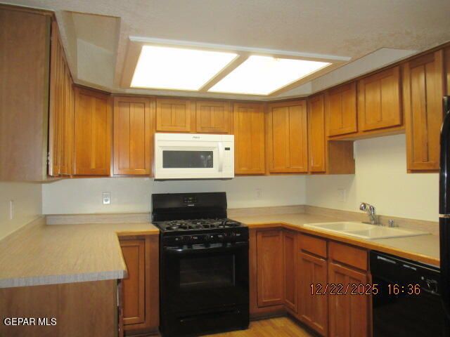 7572 LE CONTE Drive A, El Paso, TX 79912