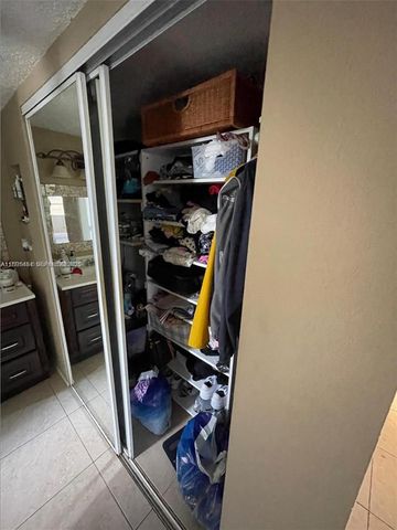 9460 Live Oak Place 309, Davie, FL 33324