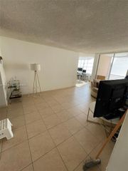 9460 Live Oak Place 309, Davie, FL 33324