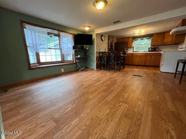 12 Cottage Lane, Bethlehem, NY 12158