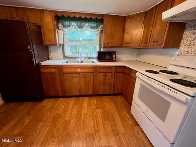 12 Cottage Lane, Bethlehem, NY 12158