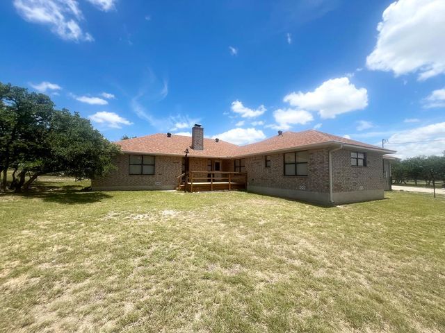 5078 Friedrich Rd, Fredericksburg, TX 78624