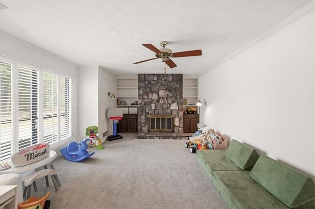 1700 Woodcliff Way NE, Atlanta, GA 30329