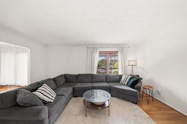 1700 Woodcliff Way NE, Atlanta, GA 30329