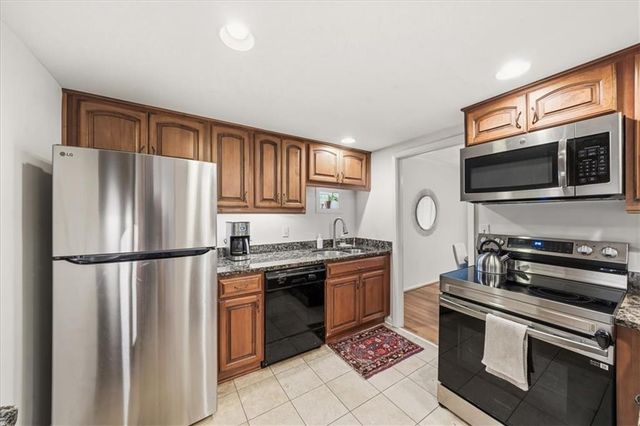 1700 Woodcliff Way NE, Atlanta, GA 30329