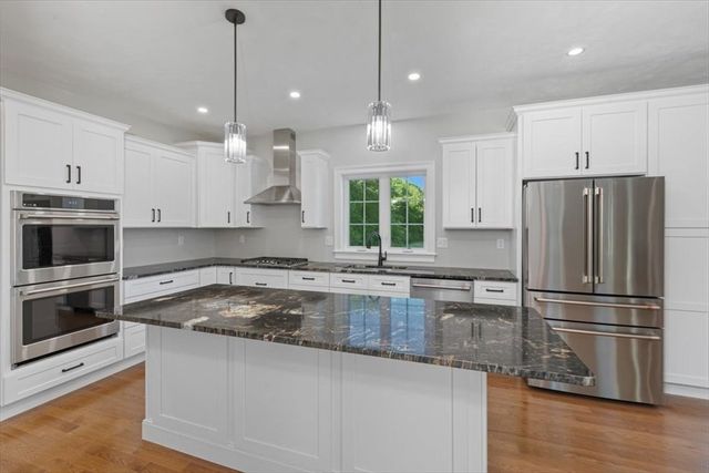 150 Nashua Rd, Dracut, MA 01826