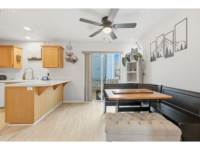 39307 WOODBURY Way, Sandy, OR 97055