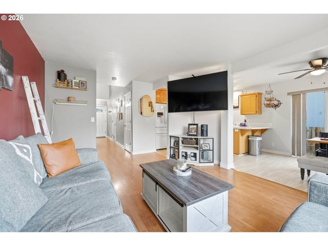 39307 WOODBURY Way, Sandy, OR 97055