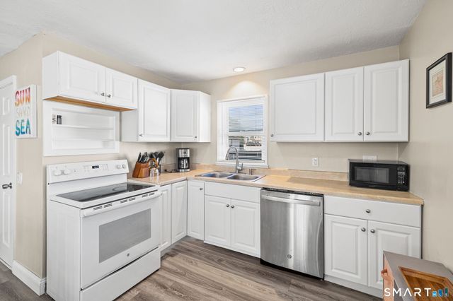 116 College Place, Fairfield, CT 06824