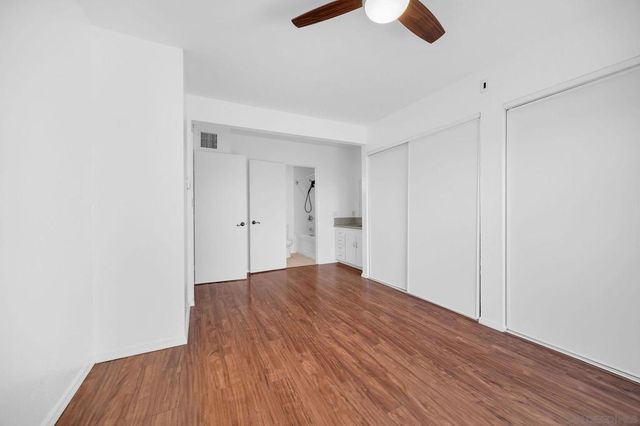 687 Ascot Drive H, Vista, CA 92083