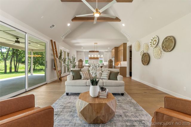 17822 E Patriot Drive, Owasso, OK 74055