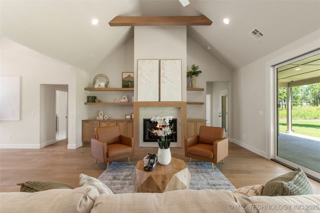 17822 E Patriot Drive, Owasso, OK 74055