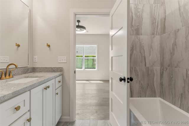 17822 E Patriot Drive, Owasso, OK 74055