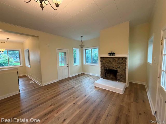 1131 Kettering Street, Burton, MI 48509