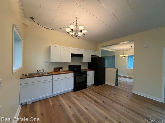 1131 Kettering Street, Burton, MI 48509