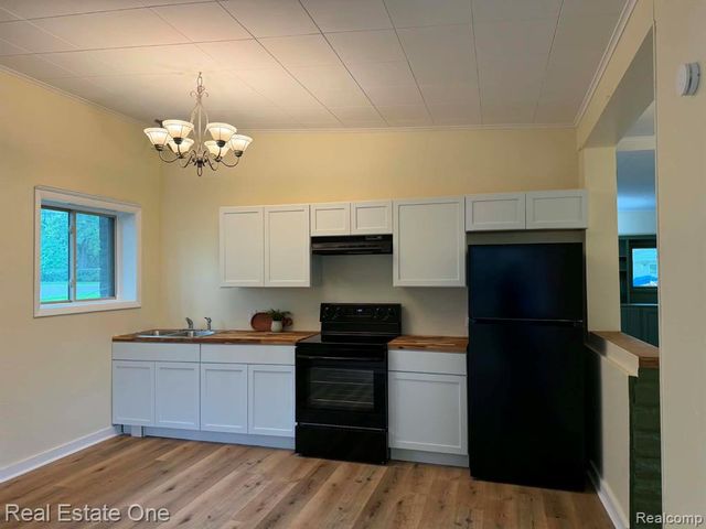1131 Kettering Street, Burton, MI 48509