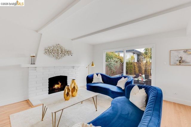 1298 Ribbon St, Foster City, CA 94404