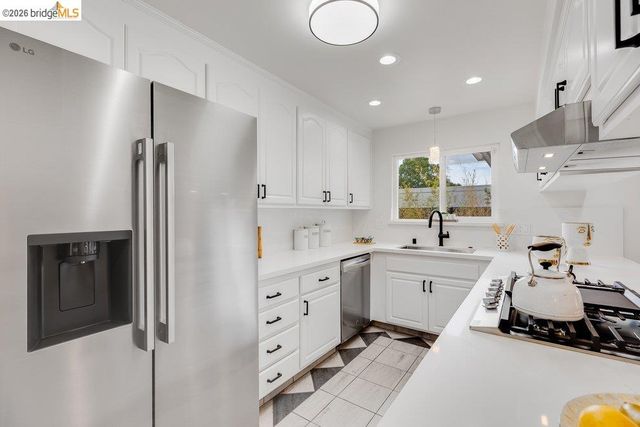 1298 Ribbon St, Foster City, CA 94404