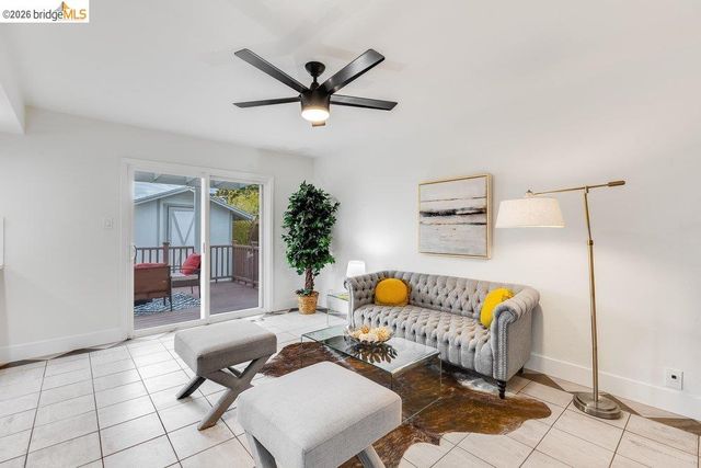 1298 Ribbon St, Foster City, CA 94404