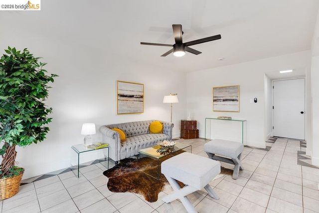 1298 Ribbon St, Foster City, CA 94404