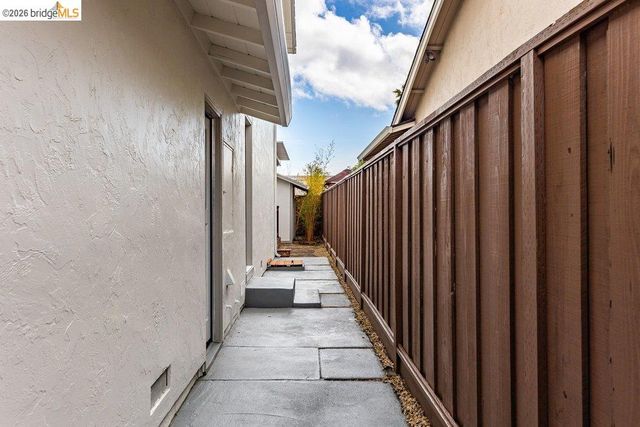 1298 Ribbon St, Foster City, CA 94404