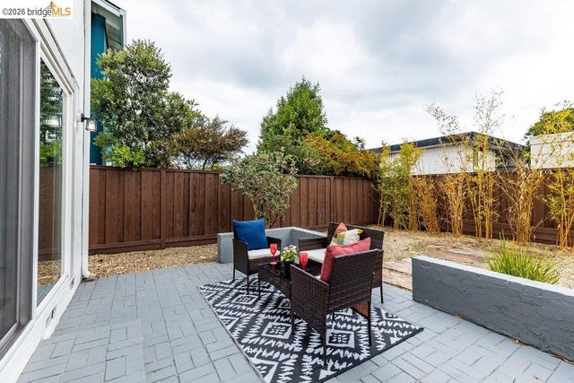 1298 Ribbon St, Foster City, CA 94404