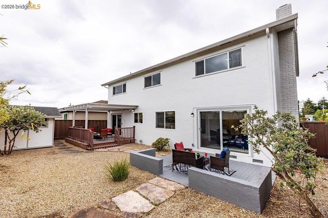 1298 Ribbon St, Foster City, CA 94404