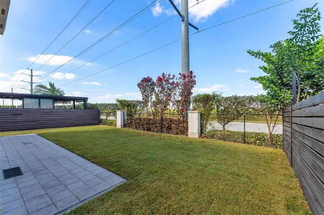 16175 SW 136th Ter, Miami, FL 33196