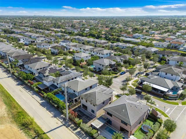 16175 SW 136th Ter, Miami, FL 33196