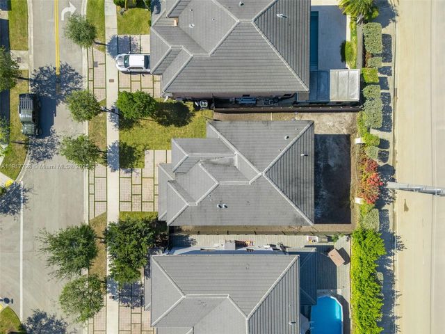 16175 SW 136th Ter, Miami, FL 33196