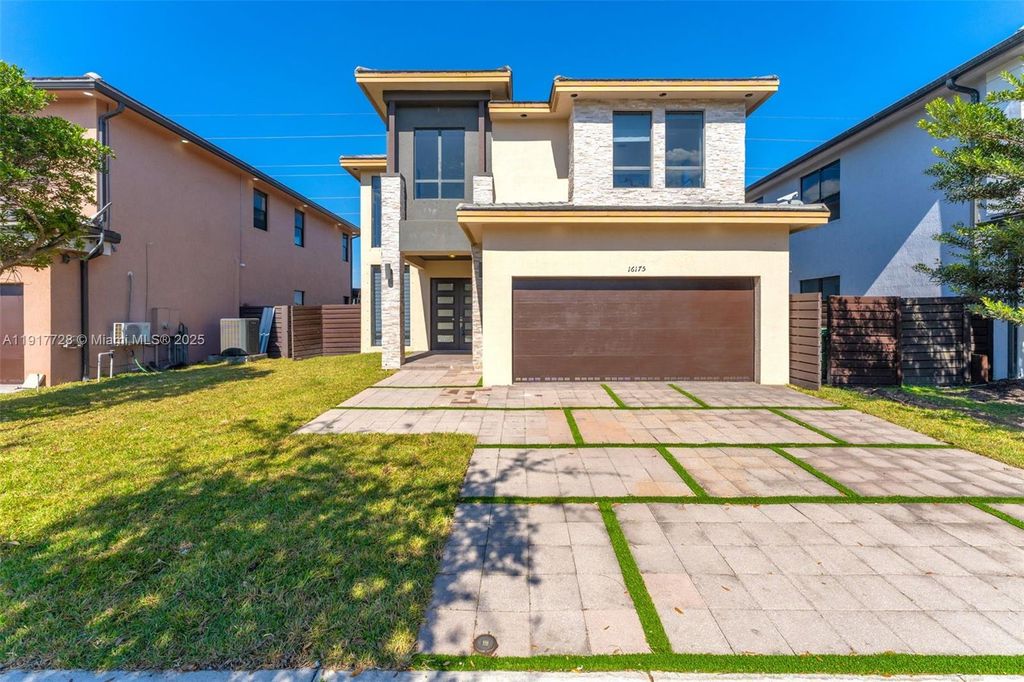 16175 SW 136th Ter, Miami, FL 33196
