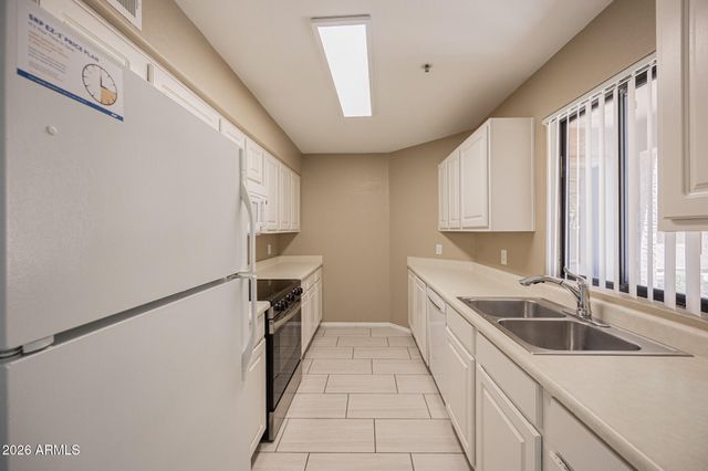 1287 N ALMA SCHOOL Road 138, Chandler, AZ 85224