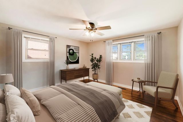 1916 Courtland Avenue, Park Ridge, IL 60068