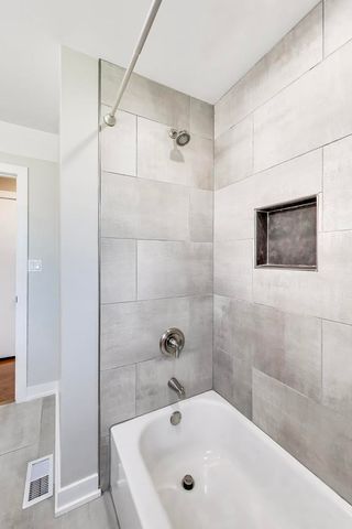 1916 Courtland Avenue, Park Ridge, IL 60068