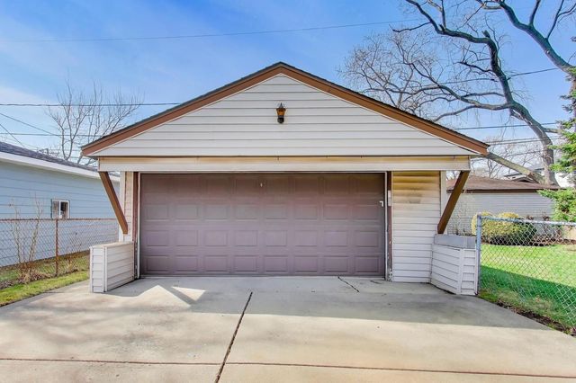 1916 Courtland Avenue, Park Ridge, IL 60068