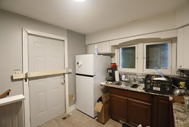 3116 Camden Avenue, Flint, MI 48507