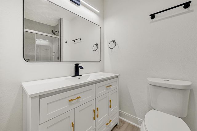 1202 N Roberson Street, Conroe, TX 77301