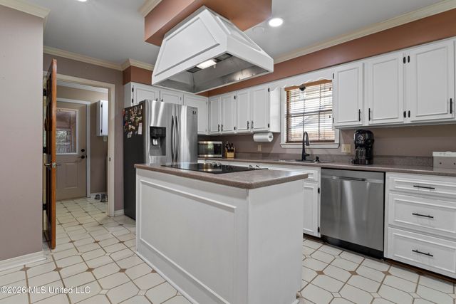 428 Cove Drive, Biloxi, MS 39531